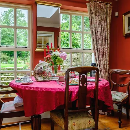 Brooklawn House Bed & Breakfast *